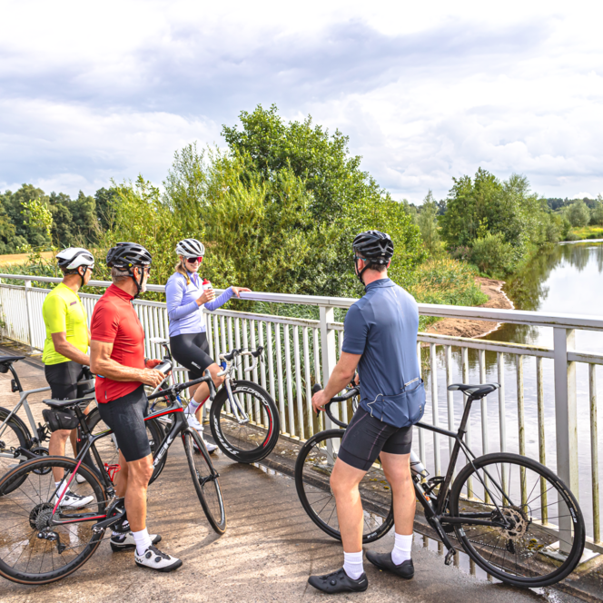 Rennradpause an der Wümme