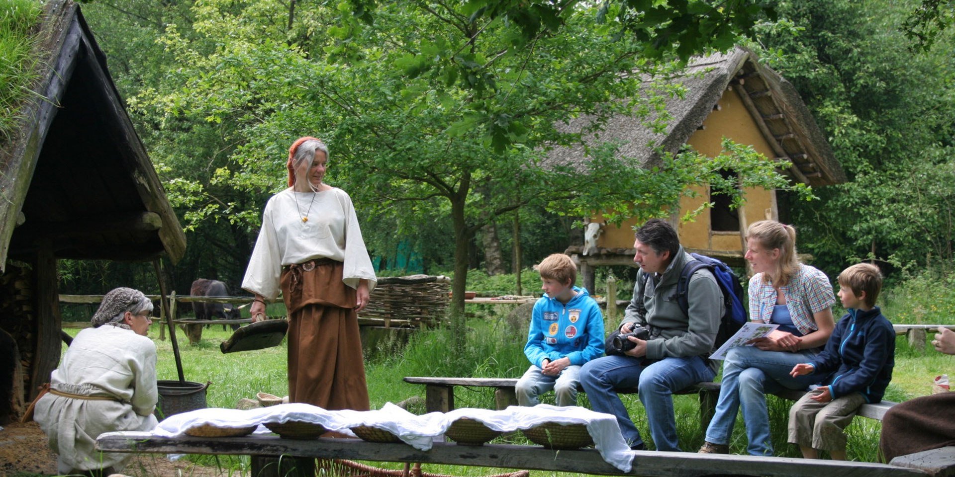 Bronzezeithof (Bronstijdboerderij) Uelsen, © Bronzezeithof Uelsen