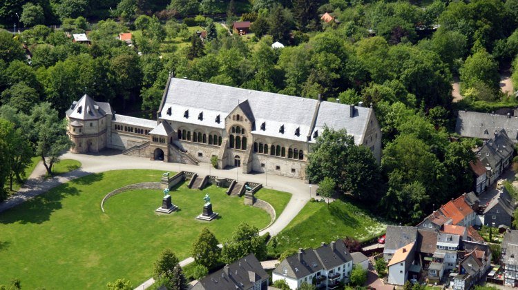 Kaiserpfalz Goslar van bovenaf NL, © Goslar marketing gmbh Kaiserpfalz Goslar van bovenaf NL, © Goslar marketing gmbh