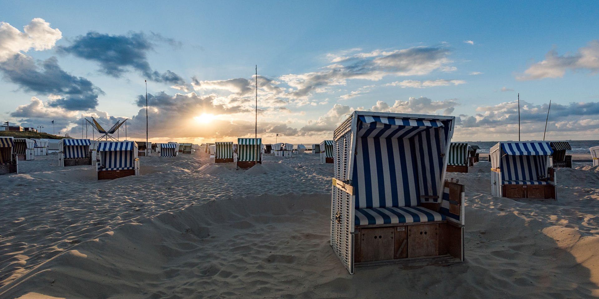 Strandstoelen op Wangerooge, © Kurverwaltung Wangerooge / Kees van Surksum