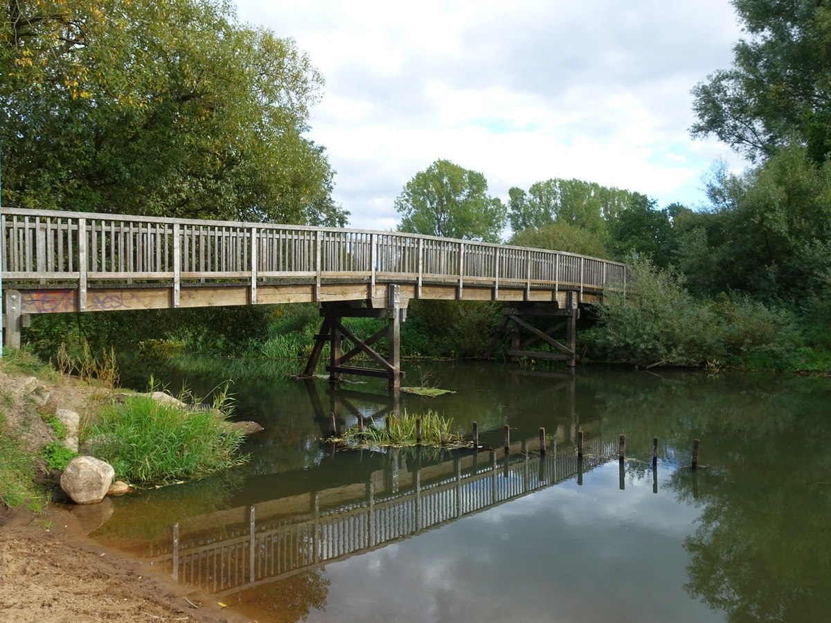 Wandeling brug, © TourismusMarketing Niedersachsen GmbH/Wanda Catsman