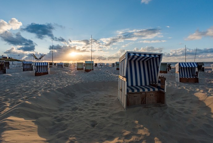 Strandstoelen op Wangerooge, © Kurverwaltung Wangerooge / Kees van Surksum
