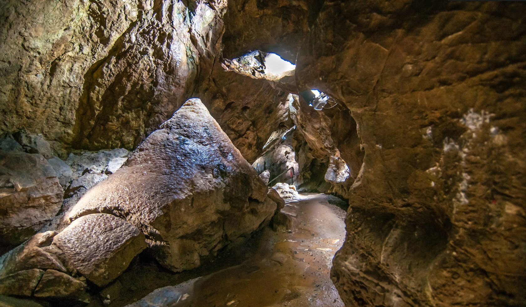 Iberg druipsteengrot grote stalagmiet, © HEZ / Günther Jentsch