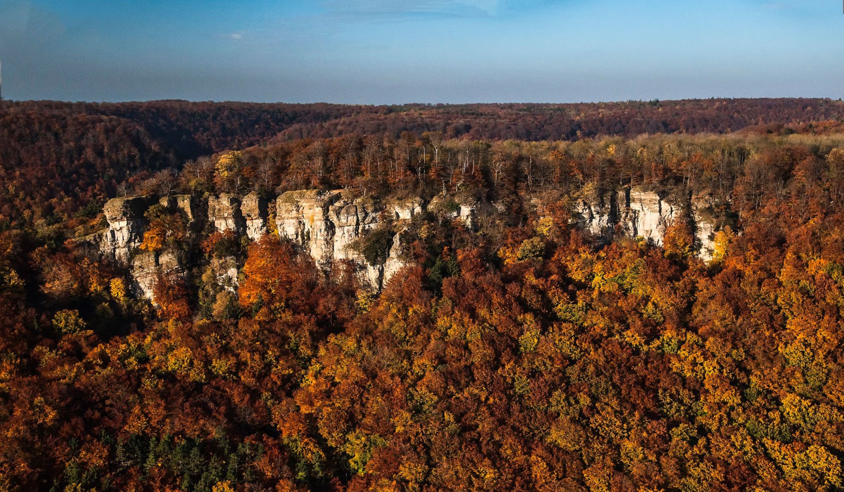 Hohensteinfelsen, © Touristikzentrum Westliches Weserbergland / Kurt Gilde