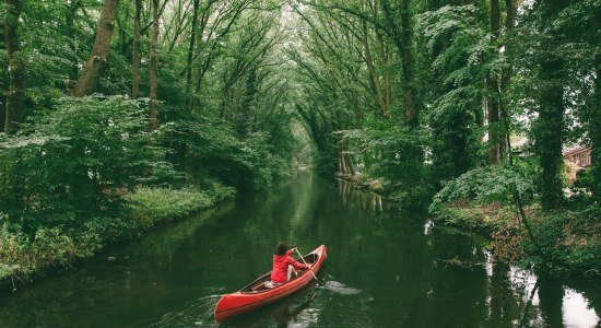 Gezicht op een kanovaarder op de gekanaliseerde Deichhase, © German Roamers / David Kollmann