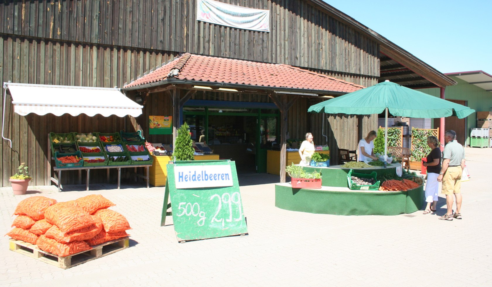 Boerderijwinkel met bosbessenverkoop in de Mittelweser regio, © Mittelweser Touristik GmbH