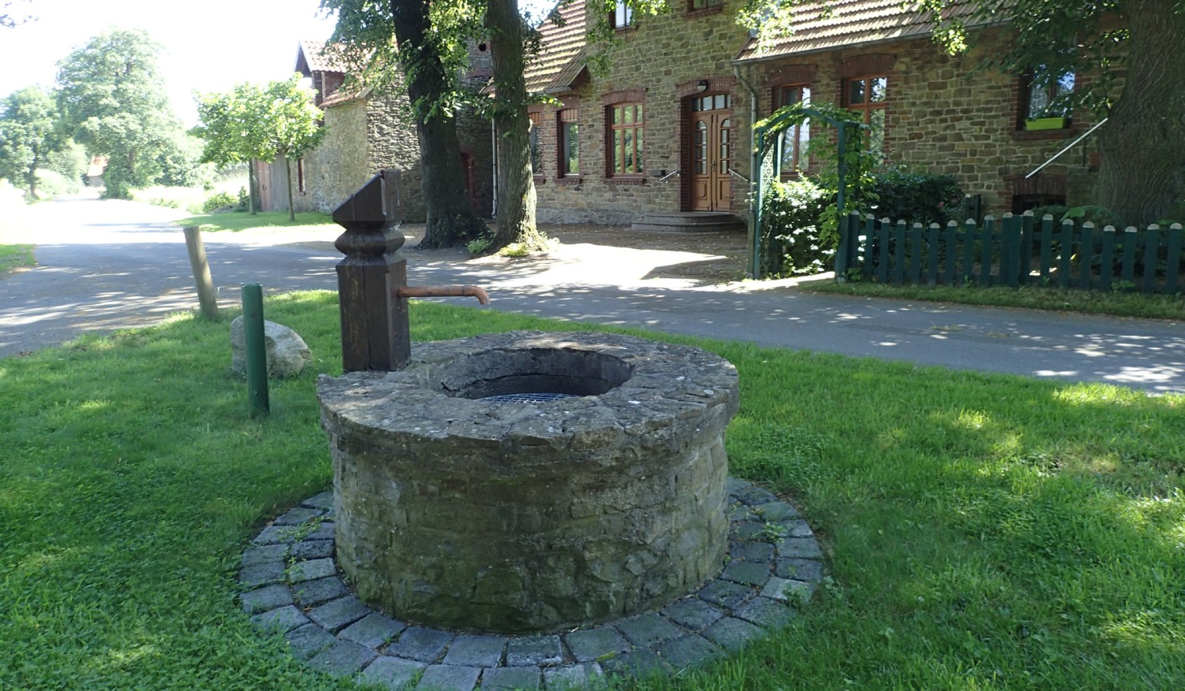 Brückenradweg - Brunnen im Dorf, © Tourismusverband Osnabrücker Land e.V.