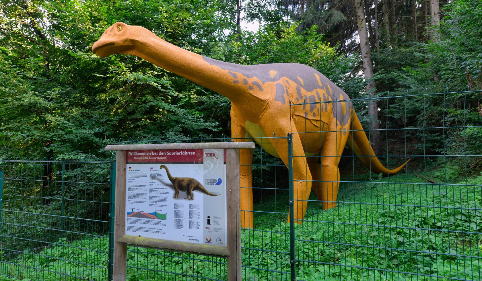 Dinosaurusmodel in Barkhausen, © Tourismusverband Osnabrücker Land / Dieter Schinner