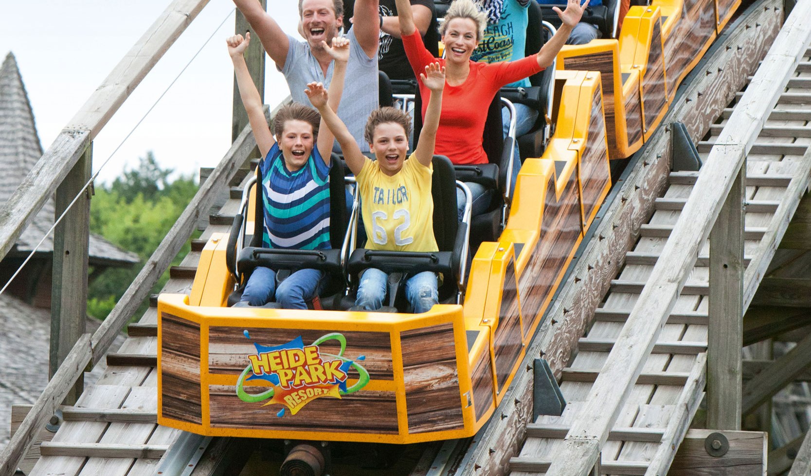 Achtbaan Colossos op Heide Park Soltau, © Heide Park Resort in Soltau