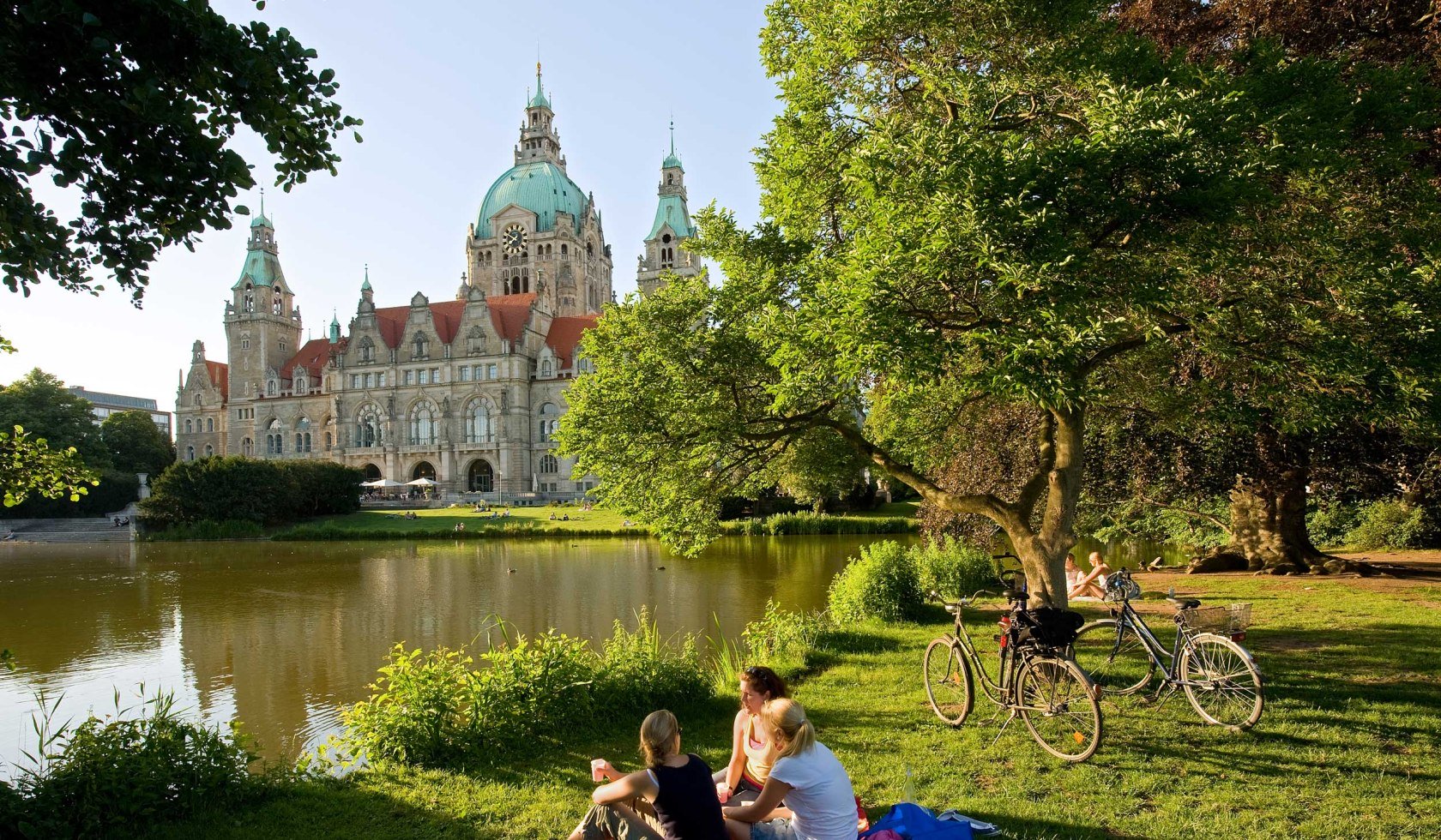 Picknick in het Maschpark Hannover NL, © Hannover Marketing &amp; Tourismus GmbH / Martin Kirchner